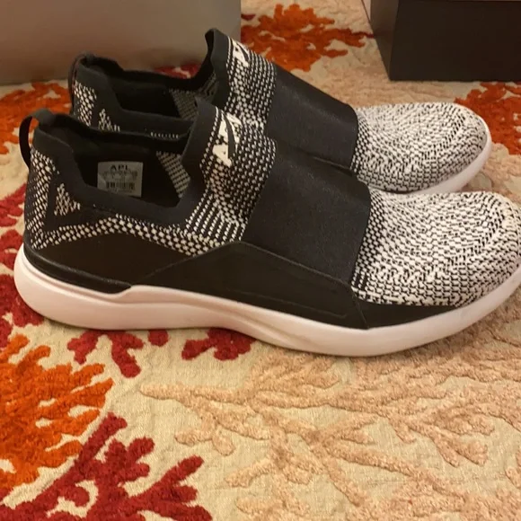 Athletic Propulsion Lab Men’s techloom bliss size 9 Like New - Picture 2 of 8